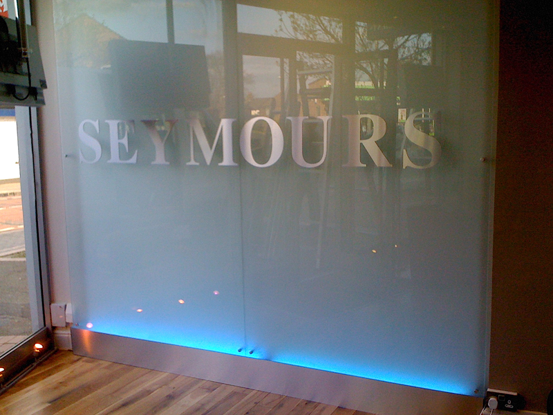 Screens & Feature Walls - Image 2
