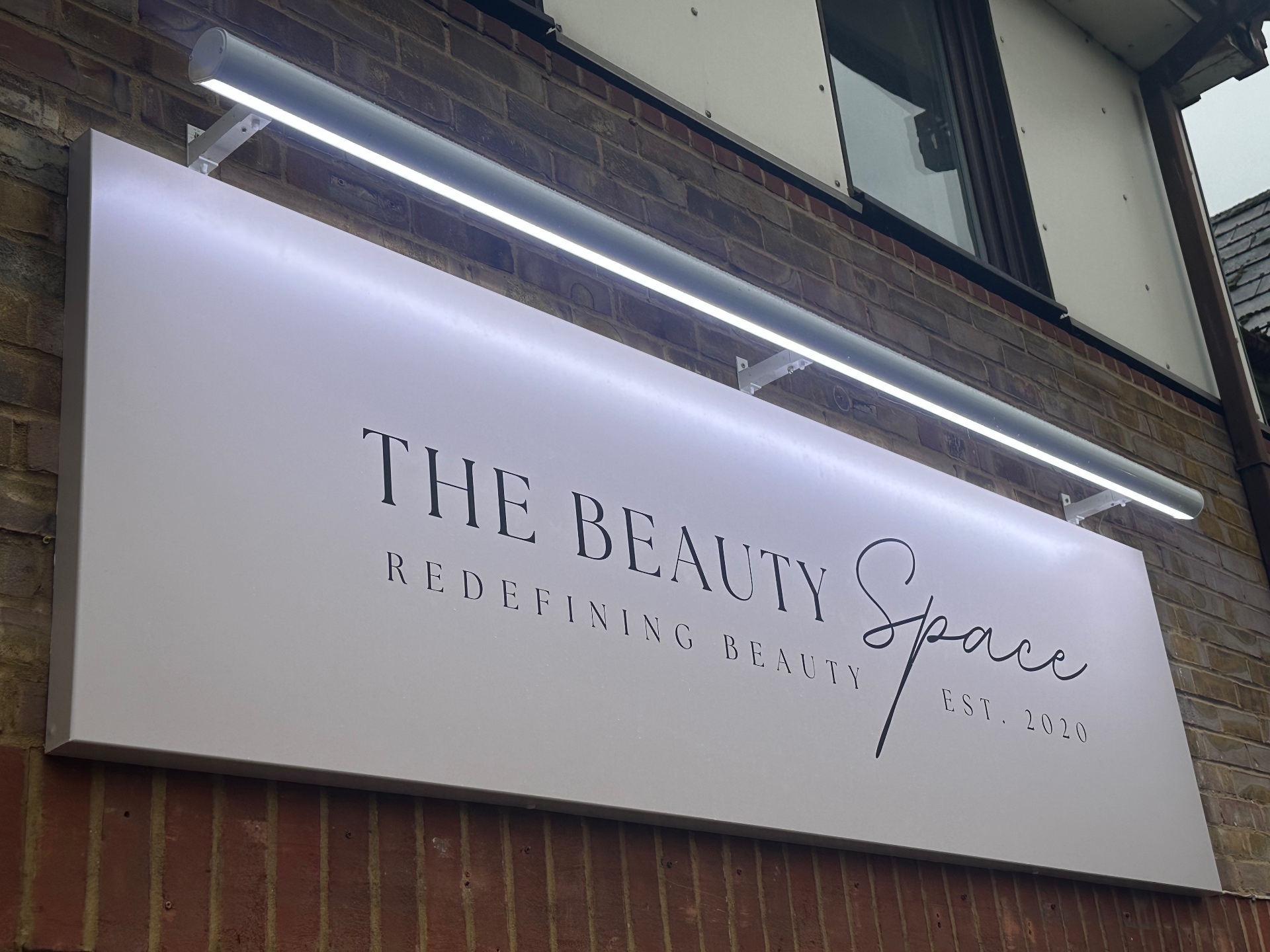 Fascia Signs - LED Overhead Trough Illuminated - Image 10